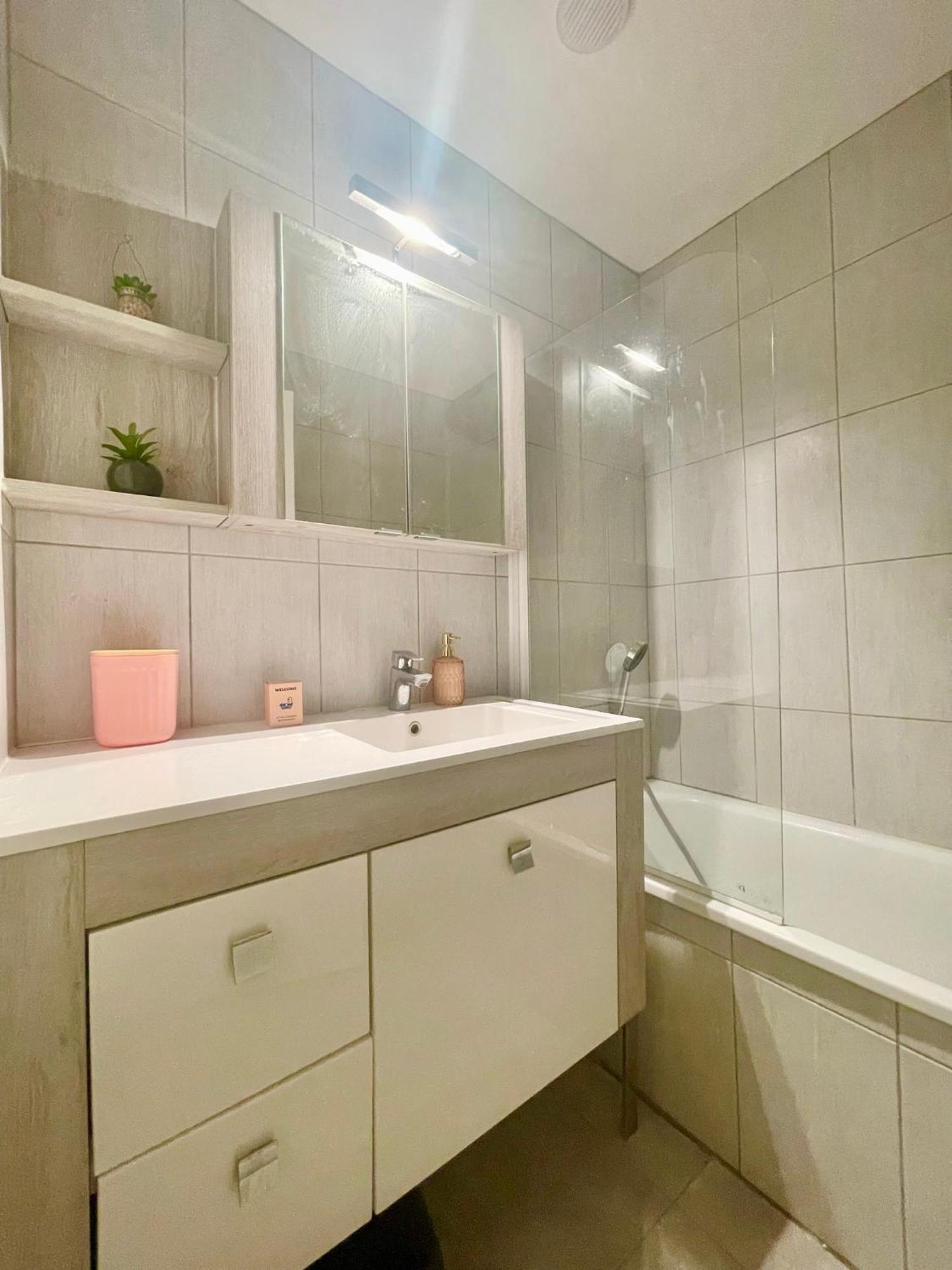 Orleans - Le Royal - Lumineux - Stationnement Appartement Buitenkant foto